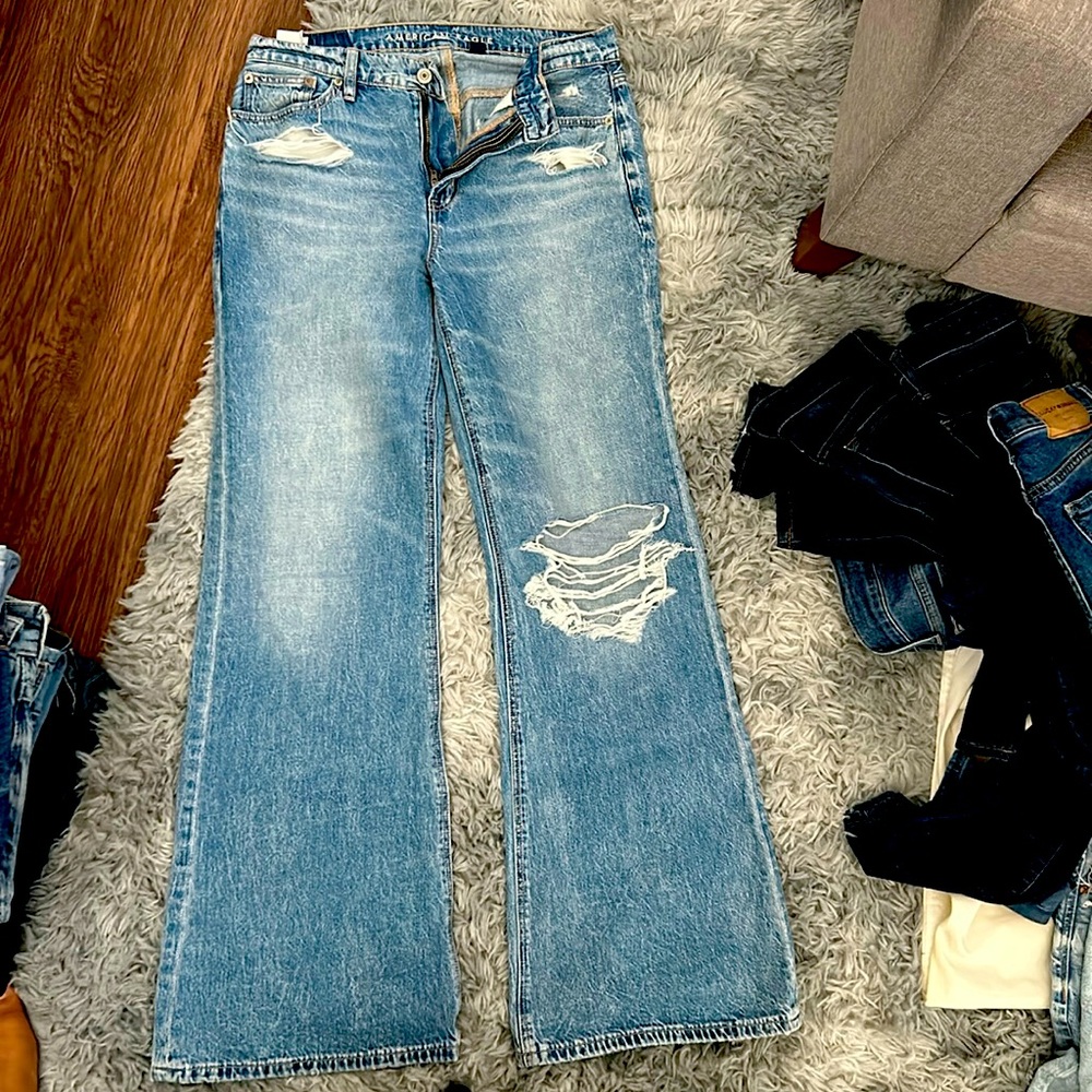 NWOT American Eagle premium denim distressed jean with mild flare size 2